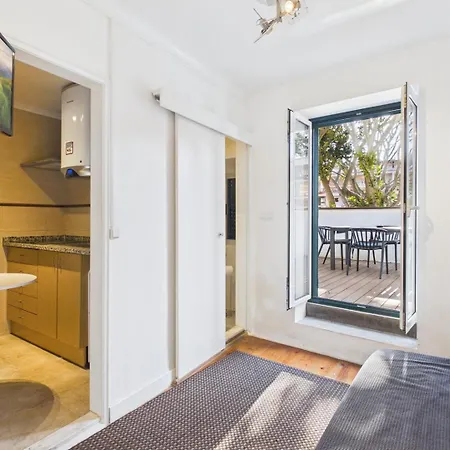Charming 1br W/ Terrace In Alfama | By Airnest * Lissabon