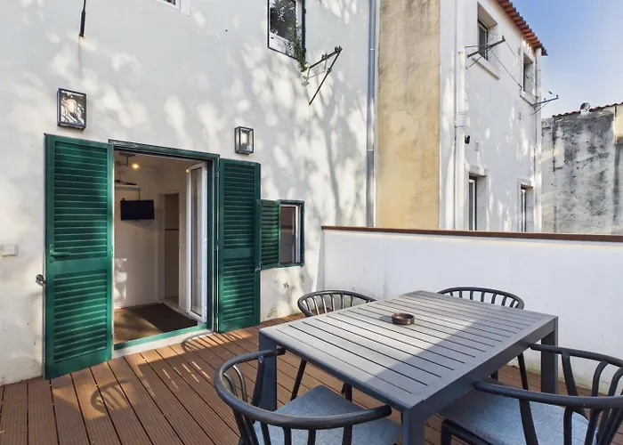 Charming 1br W/ Terrace In Alfama | By Airnest Apartmán